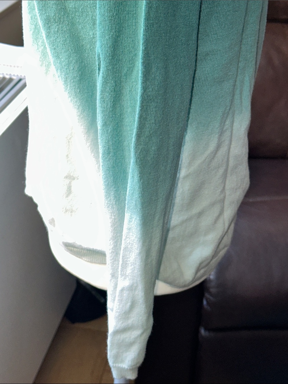 Elliott Lauren Teal to Cream Ombre V-Neck Sweater - Picture 5 of 5